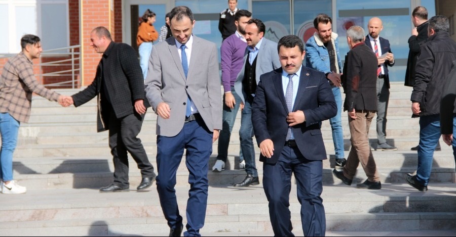 Akdağmadeni Belediye Başkanımızdan Okulumuza İade-i Ziyaret